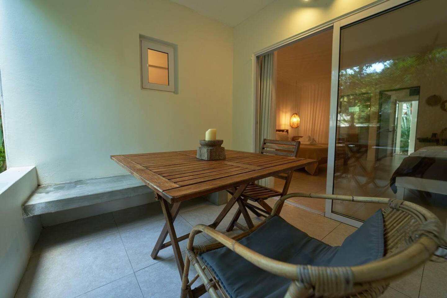 Loukaz -Entire Rental Units W Panoramic Rooftop Coteau Raffin Exteriör bild