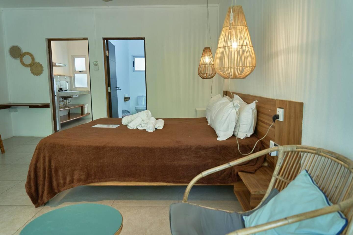 Loukaz -Entire Rental Units W Panoramic Rooftop Coteau Raffin Exteriör bild
