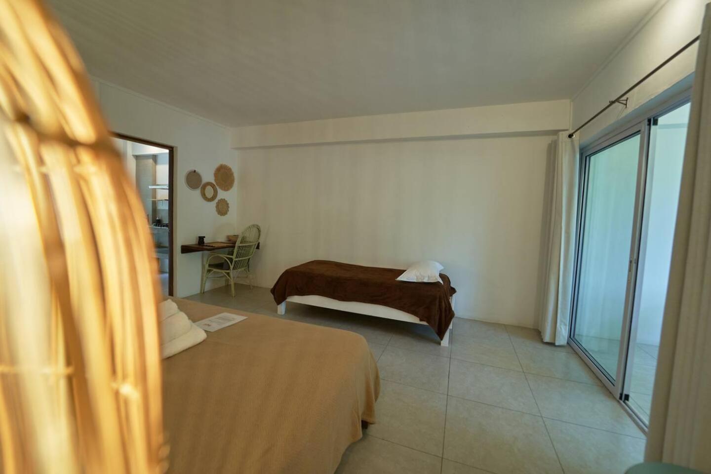 Loukaz -Entire Rental Units W Panoramic Rooftop Coteau Raffin Exteriör bild
