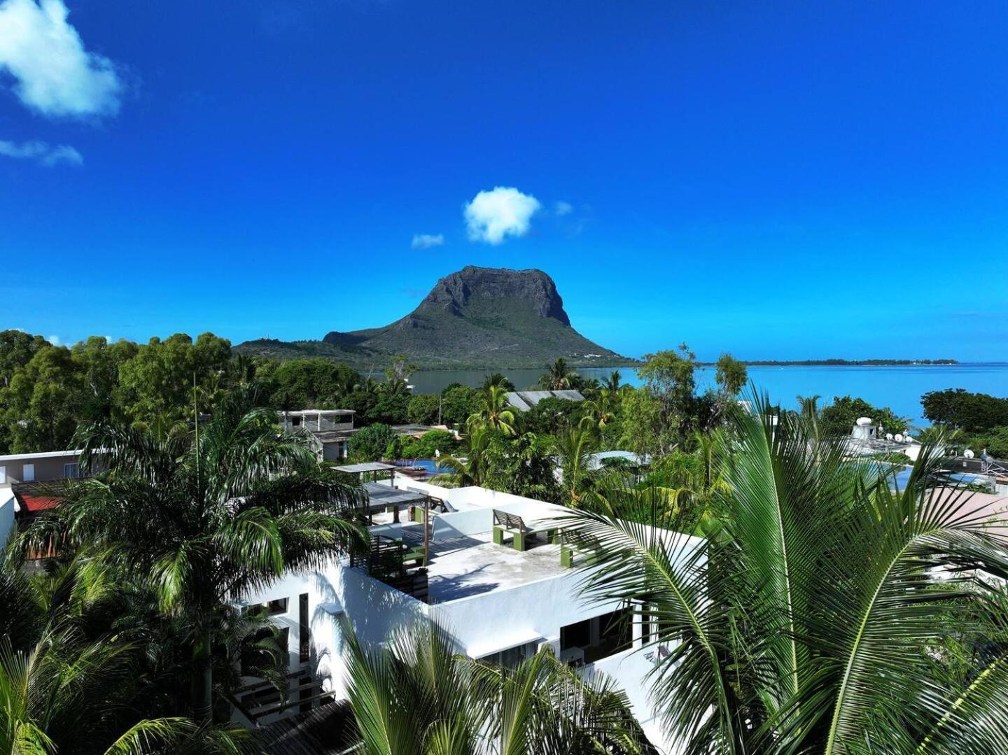 Loukaz -Entire Rental Units W Panoramic Rooftop Coteau Raffin Exteriör bild